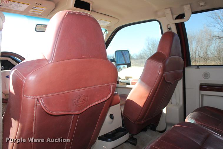 image for item DB5111 2008 Ford F350 Super Duty King Ranch Crew Cab pickup truck