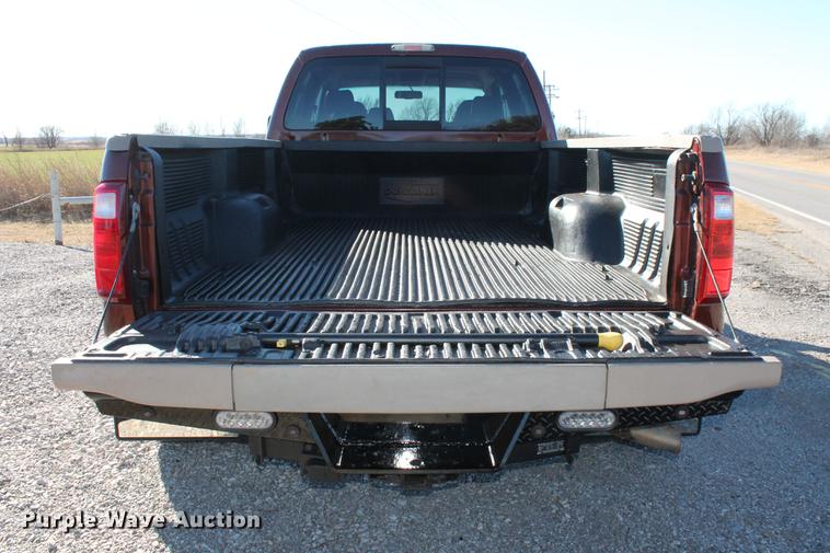image for item DB5111 2008 Ford F350 Super Duty King Ranch Crew Cab pickup truck