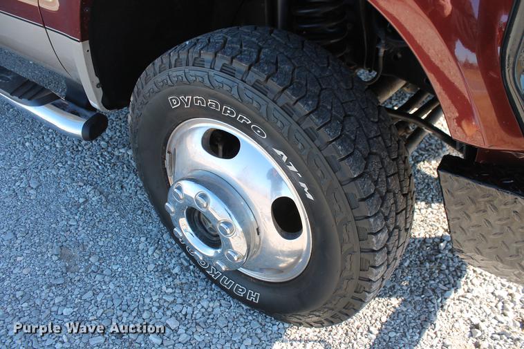 image for item DB5111 2008 Ford F350 Super Duty King Ranch Crew Cab pickup truck