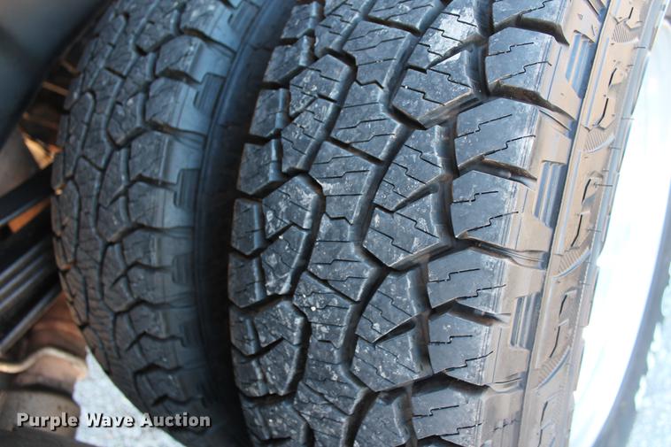 image for item DB5111 2008 Ford F350 Super Duty King Ranch Crew Cab pickup truck