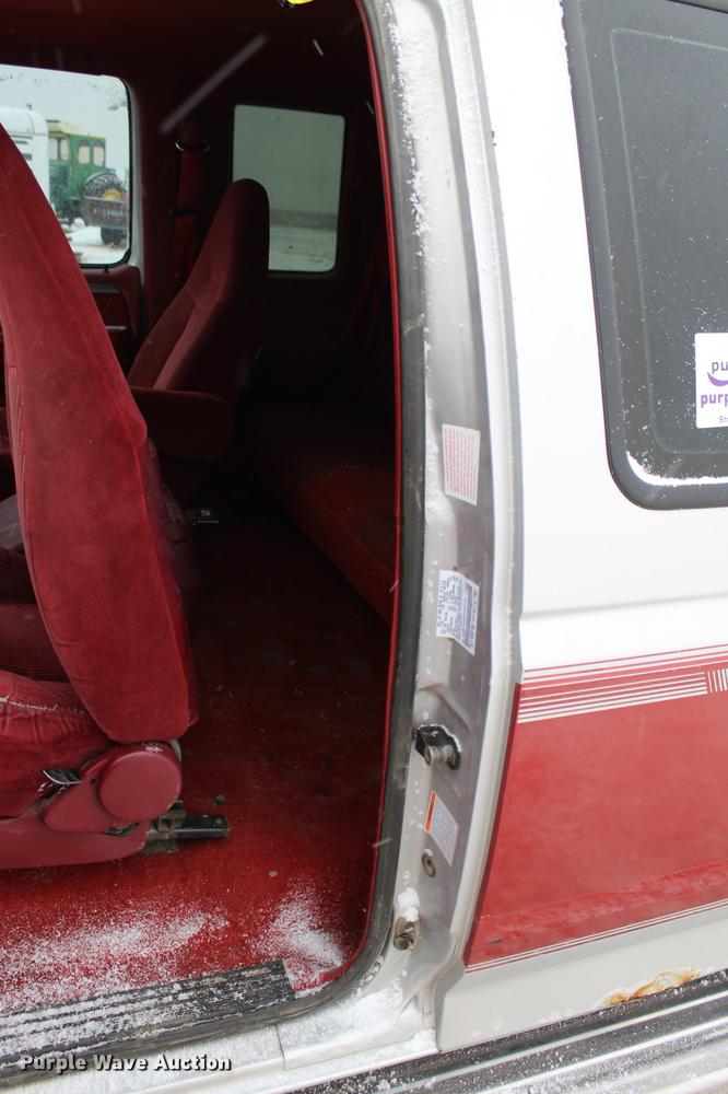 image for item DB6604 1993 Ford F250 SuperCab pickup truck