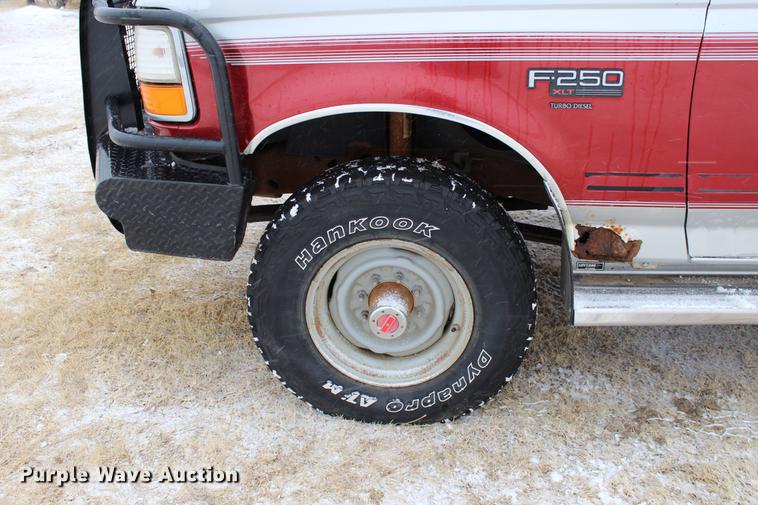 image for item DB6604 1993 Ford F250 SuperCab pickup truck