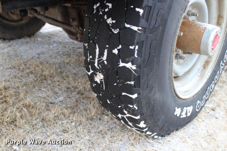 image for item DB6604 1993 Ford F250 SuperCab pickup truck