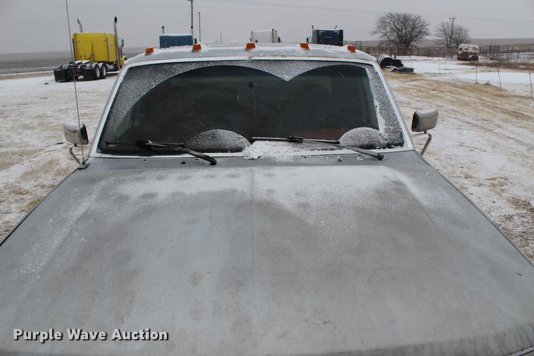 image for item DB6604 1993 Ford F250 SuperCab pickup truck