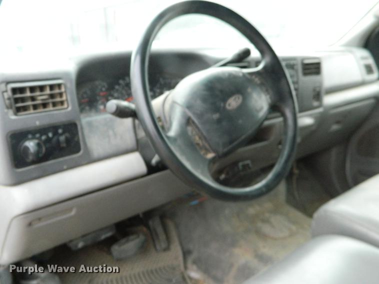 image for item DB6647 2001 Ford F350 Super Duty Crew Cab flatbed pickup truck