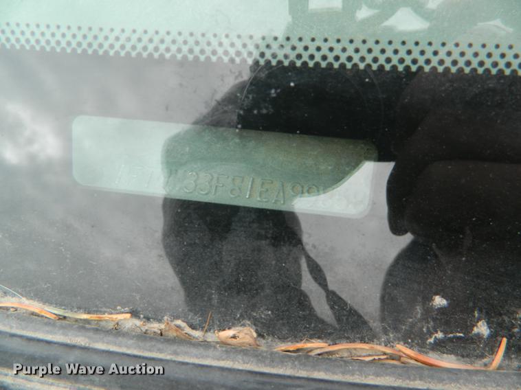 image for item DB6647 2001 Ford F350 Super Duty Crew Cab flatbed pickup truck