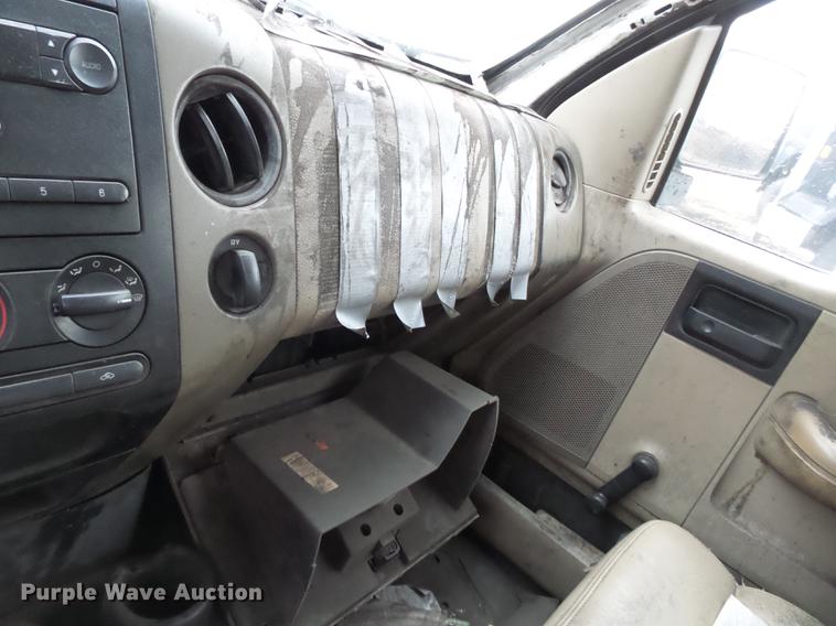 image for item DB7233 2007 Ford F150 pickup truck