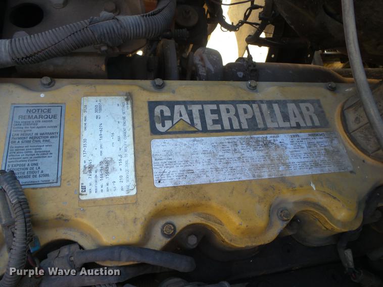 image for item DB7290 1999 GMC C6500 truck cab and chassis