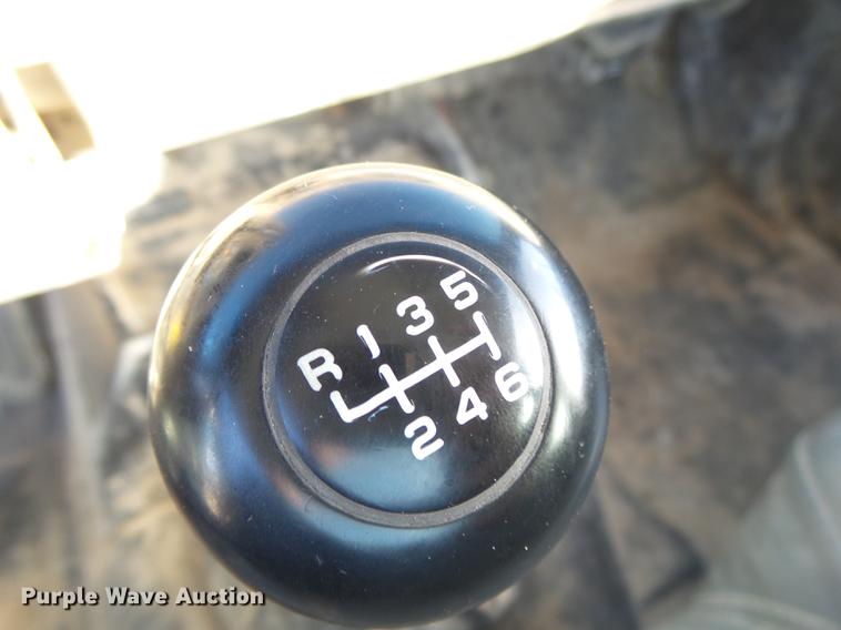 image for item DB7290 1999 GMC C6500 truck cab and chassis