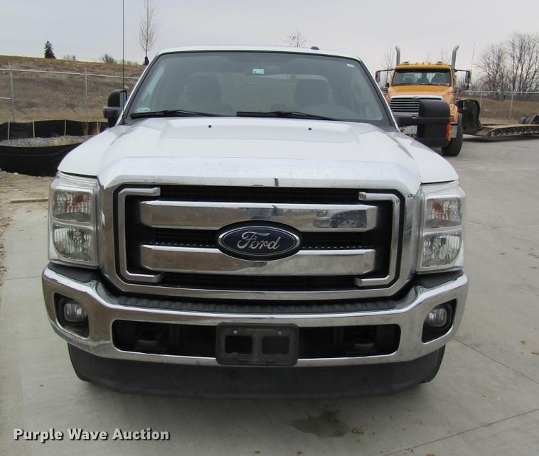 image for item DB9767 2013 Ford F250 Super Duty SuperCab pickup truck