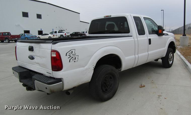 image for item DB9767 2013 Ford F250 Super Duty SuperCab pickup truck