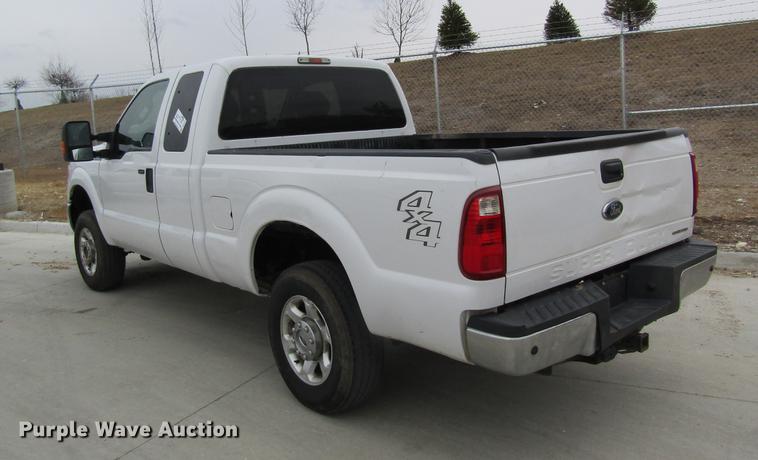 image for item DB9767 2013 Ford F250 Super Duty SuperCab pickup truck