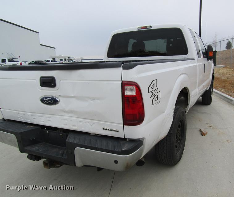 image for item DB9767 2013 Ford F250 Super Duty SuperCab pickup truck
