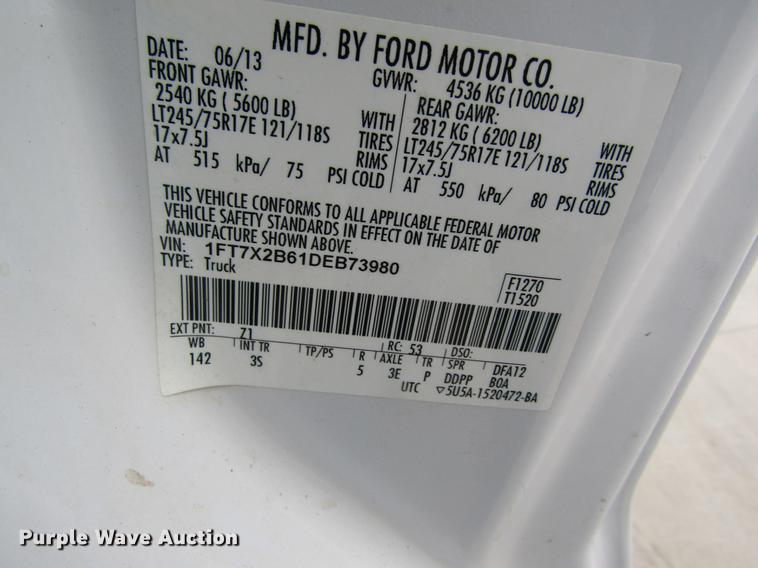 image for item DB9767 2013 Ford F250 Super Duty SuperCab pickup truck