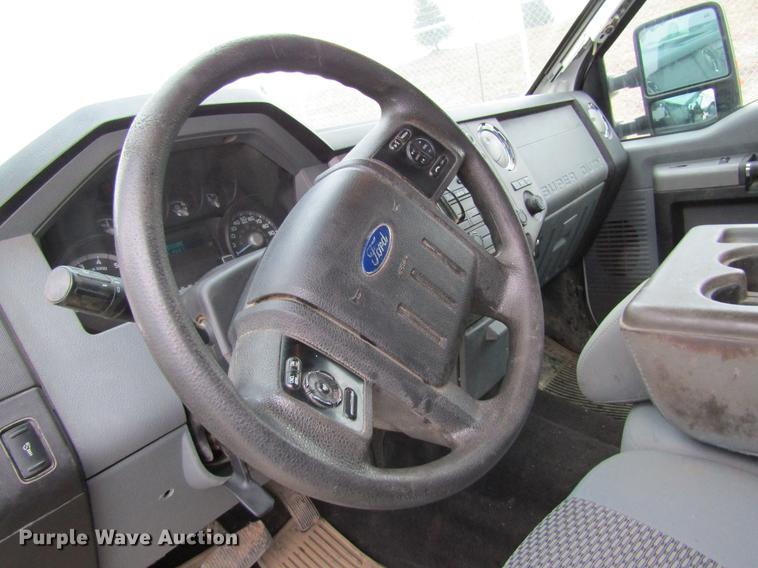 image for item DB9767 2013 Ford F250 Super Duty SuperCab pickup truck