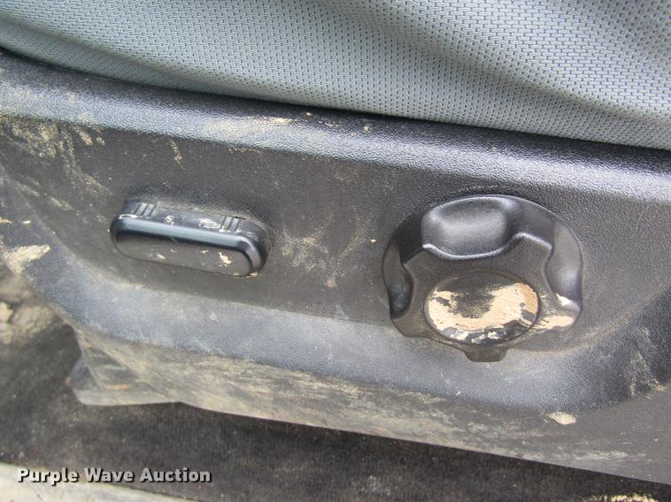 image for item DB9767 2013 Ford F250 Super Duty SuperCab pickup truck