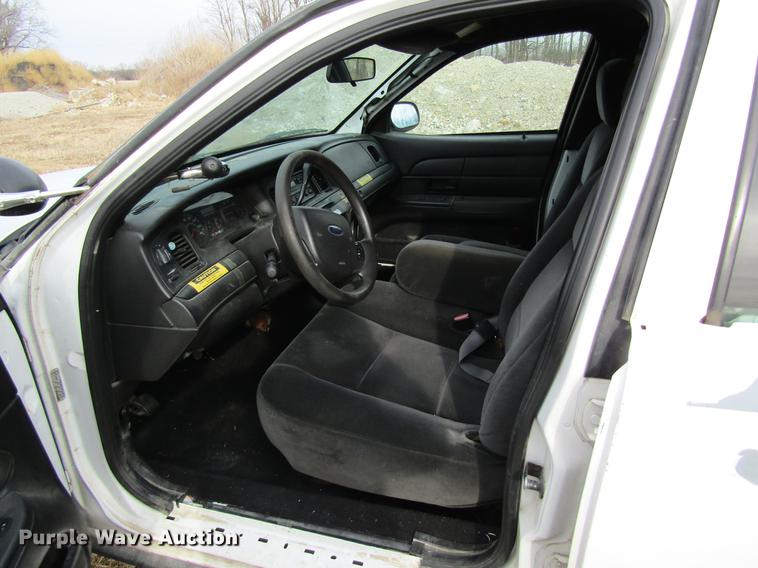 image for item DB9769 2007 Ford Crown Victoria Police Interceptor