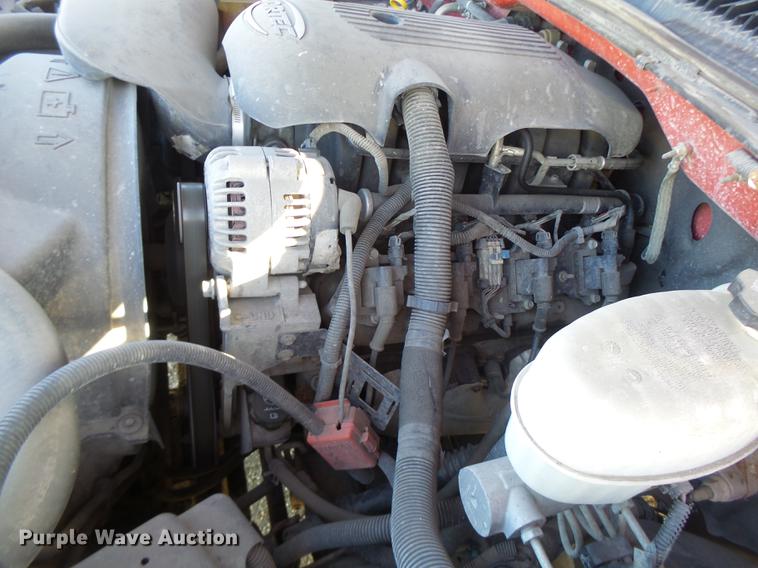 image for item DB9781 2004 Chevrolet Silverado 2500 Crew Cab pickup truck