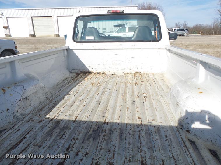 image for item DB9782 1996 Ford F150 pickup truck