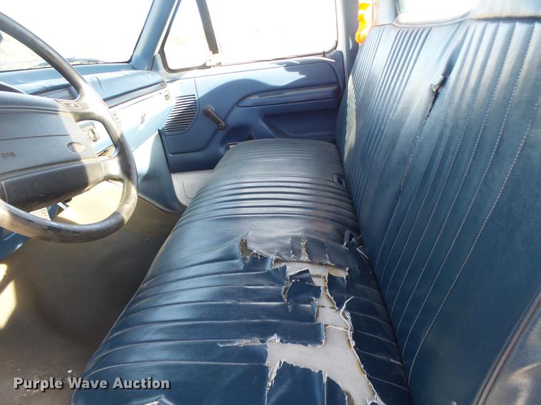 image for item DB9782 1996 Ford F150 pickup truck