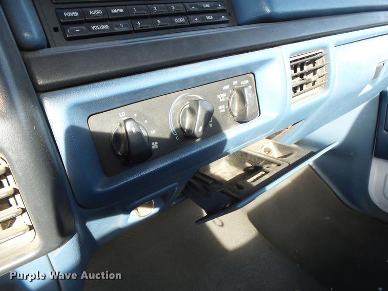 image for item DB9782 1996 Ford F150 pickup truck