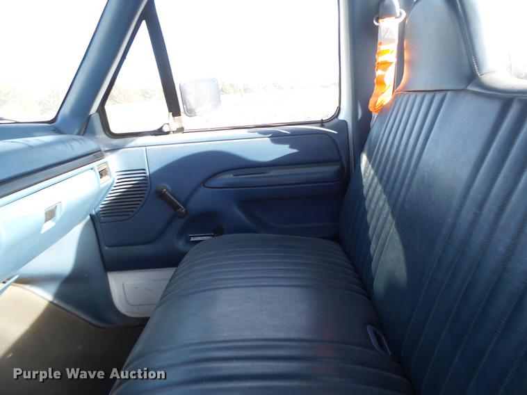 image for item DB9782 1996 Ford F150 pickup truck