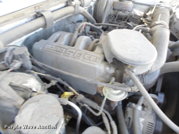 image for item DB9782 1996 Ford F150 pickup truck