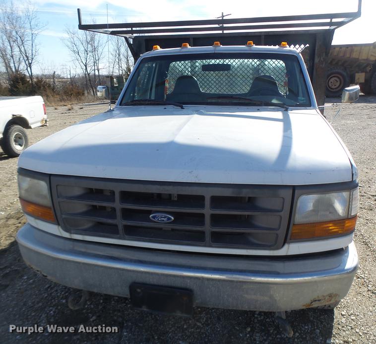 image for item DB9783 1996 Ford F350 flatbed pickup truck