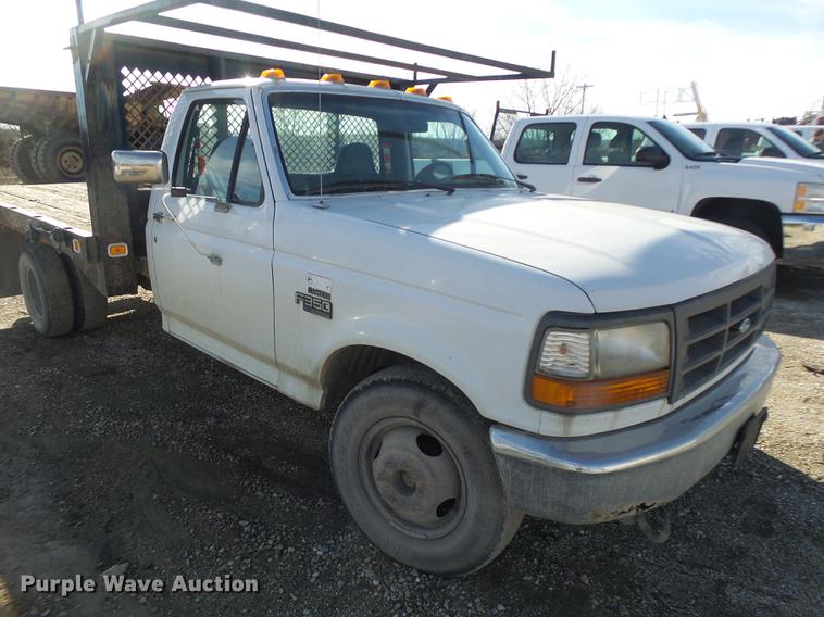 image for item DB9783 1996 Ford F350 flatbed pickup truck