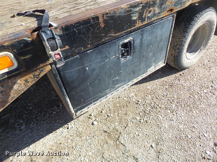 image for item DB9783 1996 Ford F350 flatbed pickup truck