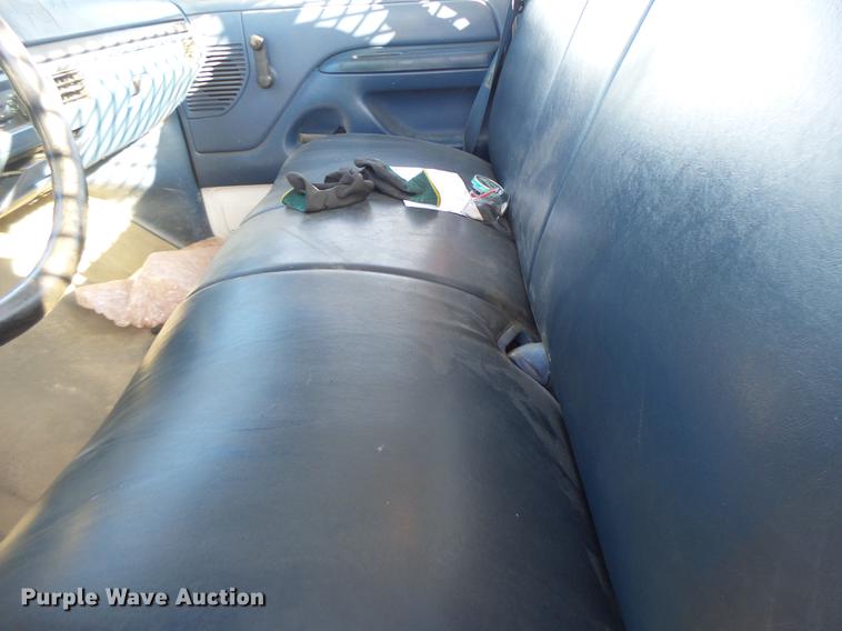 image for item DB9783 1996 Ford F350 flatbed pickup truck