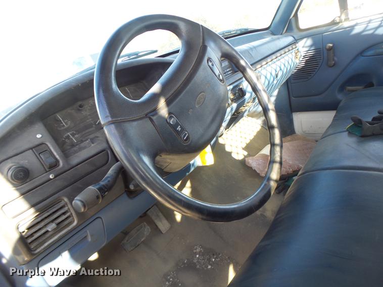 image for item DB9783 1996 Ford F350 flatbed pickup truck