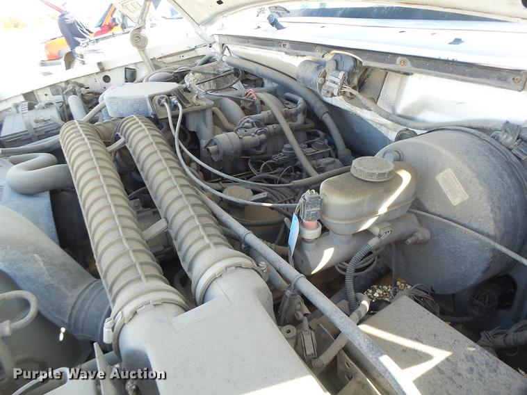 image for item DB9783 1996 Ford F350 flatbed pickup truck