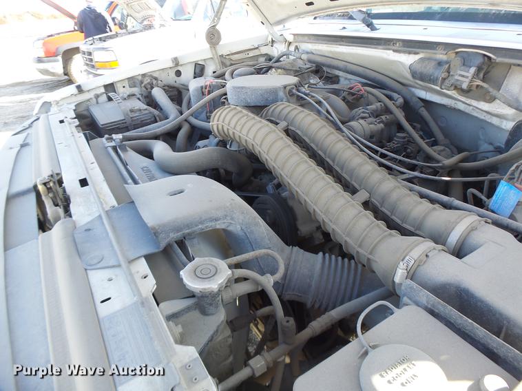 image for item DB9783 1996 Ford F350 flatbed pickup truck