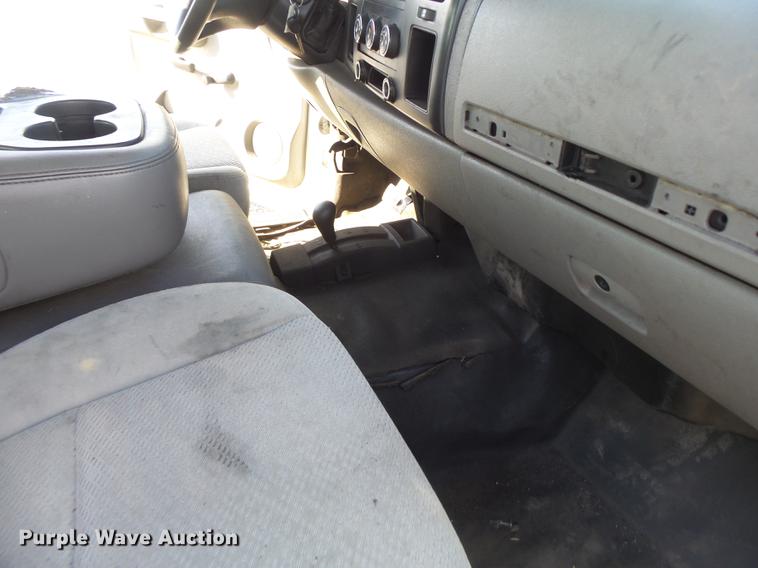 image for item DB9784 2007 Chevrolet Silverado 2500HD Crew Cab pickup truck