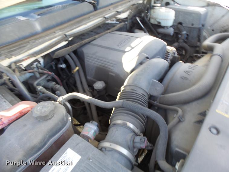 image for item DB9784 2007 Chevrolet Silverado 2500HD Crew Cab pickup truck