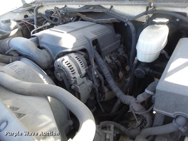 image for item DB9785 2007 Chevrolet Silverado 2500HD Crew Cab pickup truck