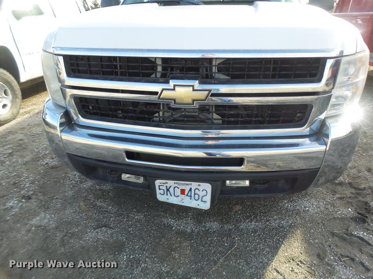 image for item DB9786 2007 Chevrolet Silverado 2500HD Ext. Cab pickup truck