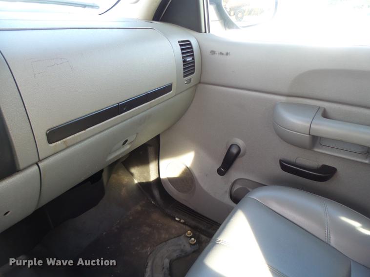 image for item DB9786 2007 Chevrolet Silverado 2500HD Ext. Cab pickup truck
