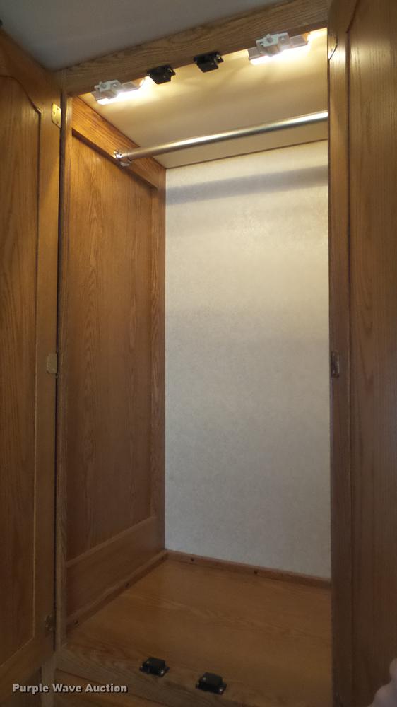 image for item DC0538 1998 Holiday Rambler Aluma-Lite camper