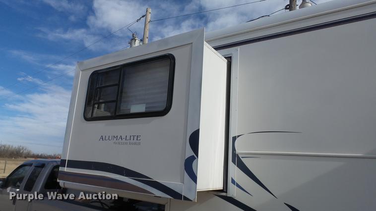 image for item DC0538 1998 Holiday Rambler Aluma-Lite camper