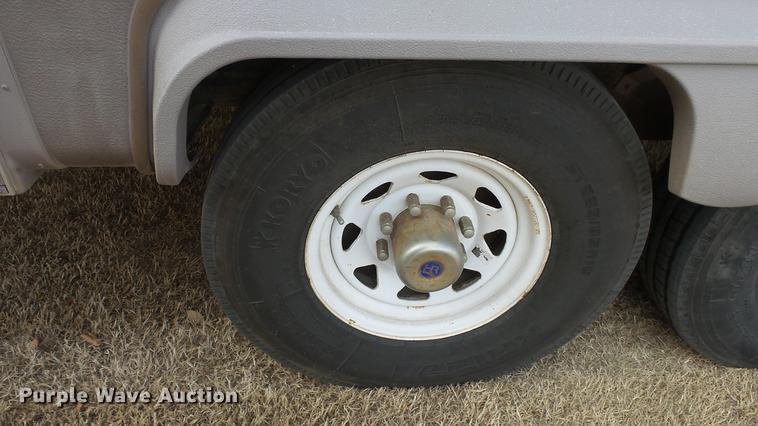 image for item DC0538 1998 Holiday Rambler Aluma-Lite camper