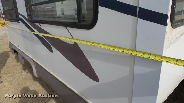 image for item DC0538 1998 Holiday Rambler Aluma-Lite camper