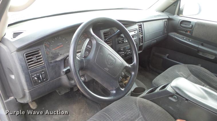 image for item DC0554 2003 Dodge Durango SUV