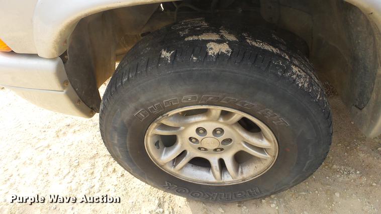 image for item DC0554 2003 Dodge Durango SUV