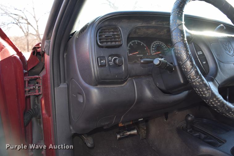 image for item DC3571 1998 Dodge Durango SUV