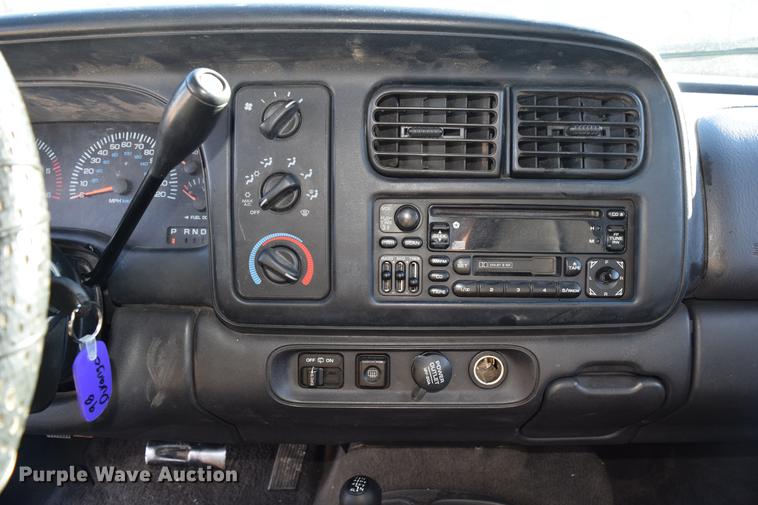 image for item DC3571 1998 Dodge Durango SUV