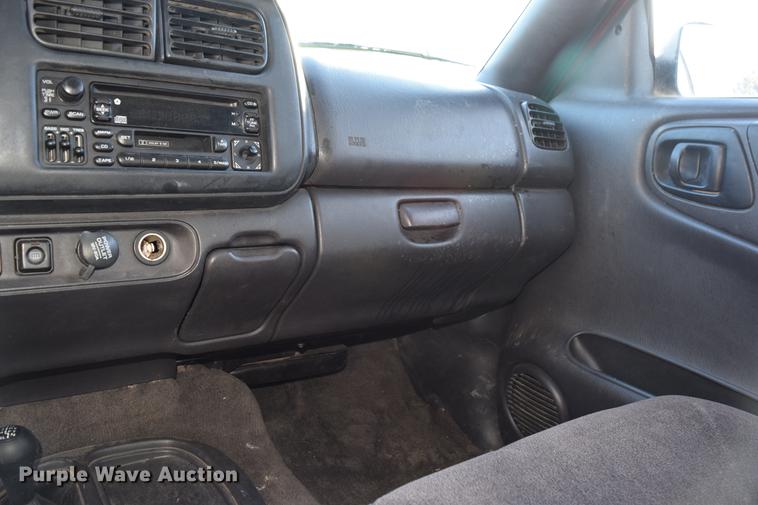 image for item DC3571 1998 Dodge Durango SUV