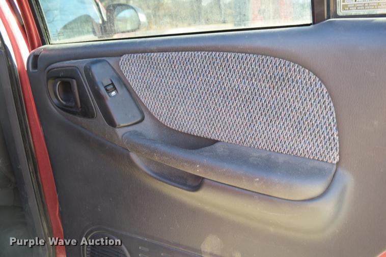 image for item DC3571 1998 Dodge Durango SUV