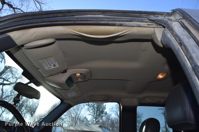 image for item DC3573 2004 Chevrolet Silverado 1500 Z71 Ext. Cab pickup truck